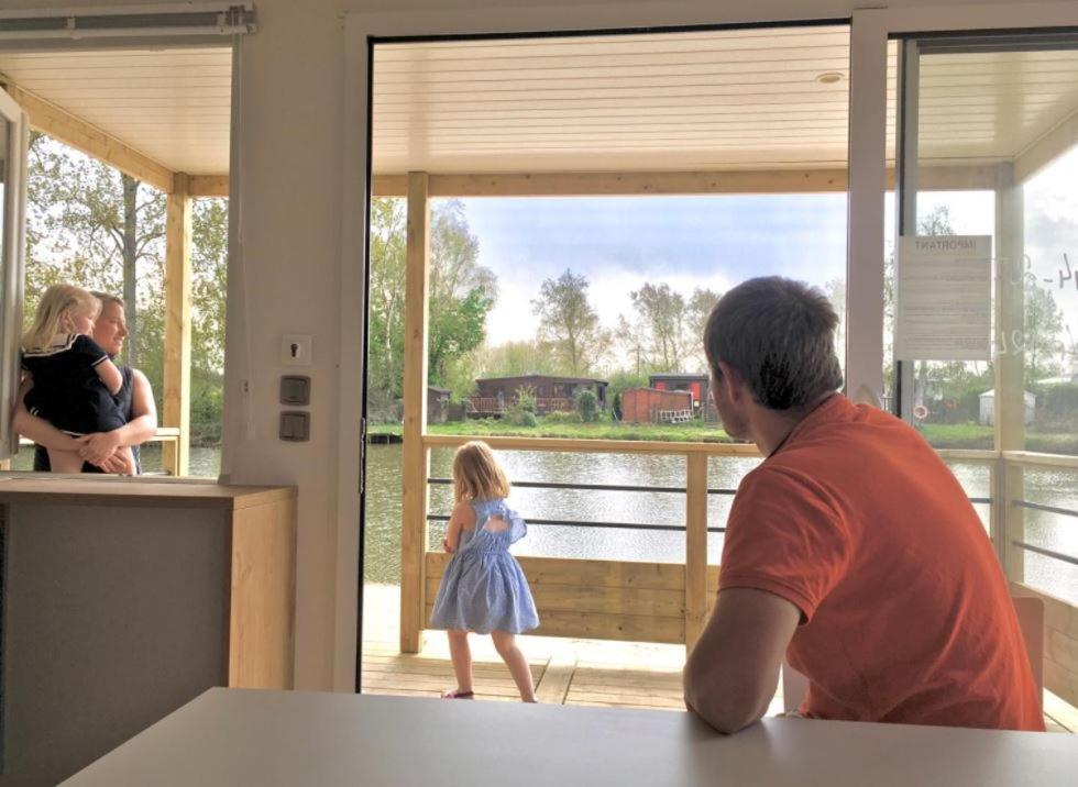 Camping La Garenne De Moncourt Rue  Bagian luar foto